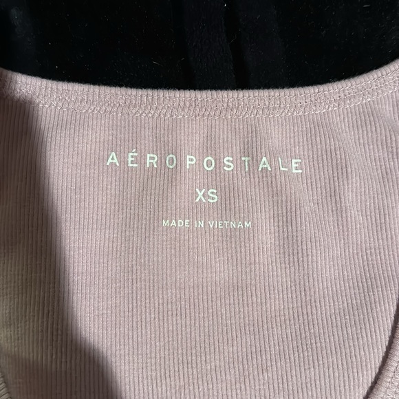 cropped tank - Picture 2 of 2